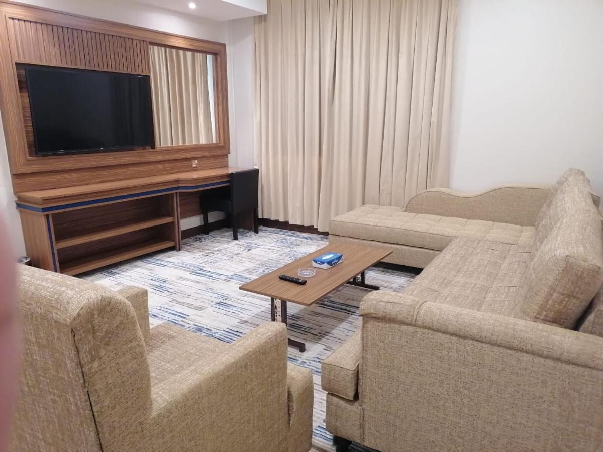 Oriental Residence Dammam Eksteriør billede